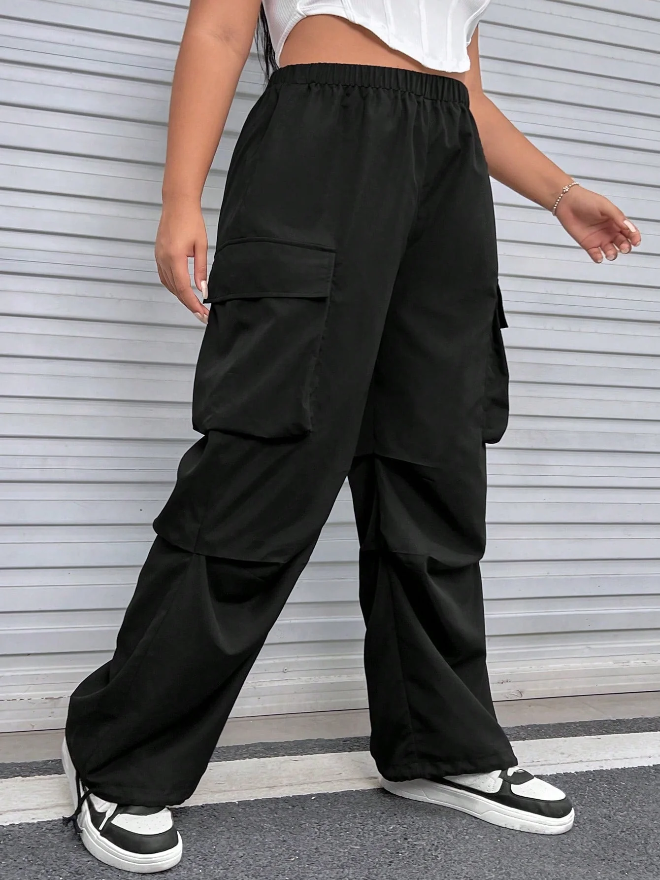 SHEIN Plus Flap Pocket Side Cargo Pants - Image 4