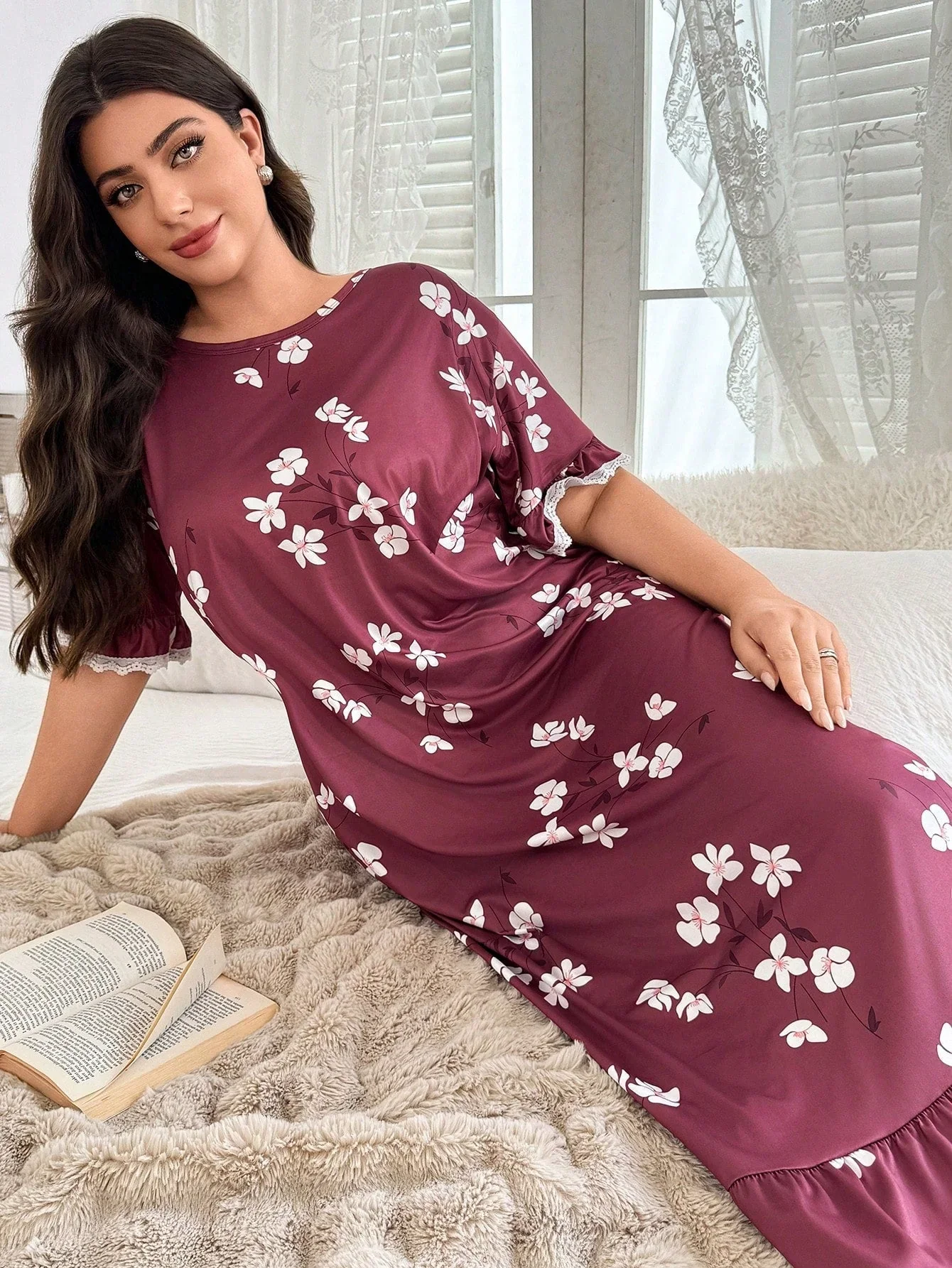 SHEIN Plus Size Floral Print Contrast Lace Hem Nightgown, - Image 5