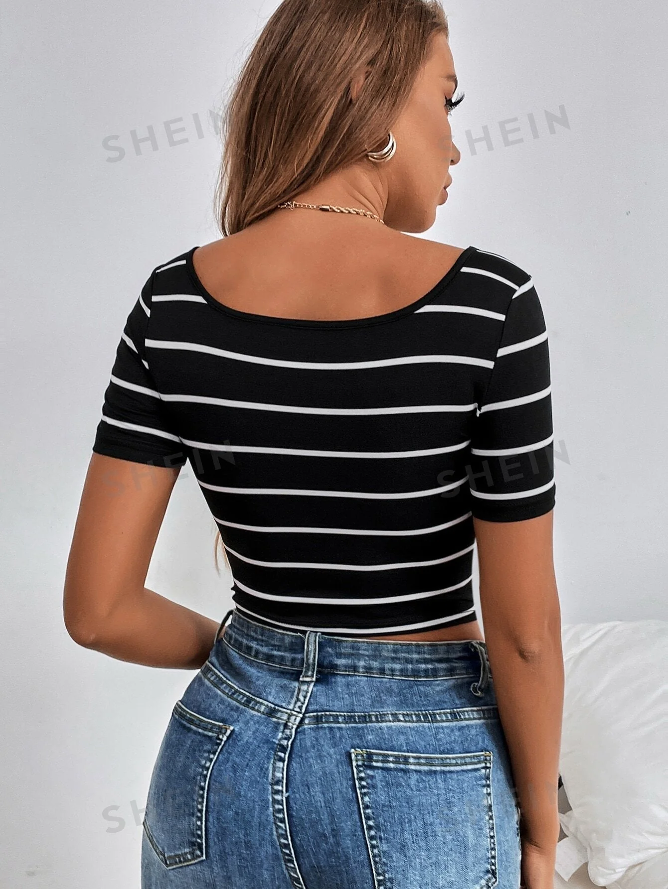SHEIN Summer Scoop Neck Striped Crop Tee - Image 2
