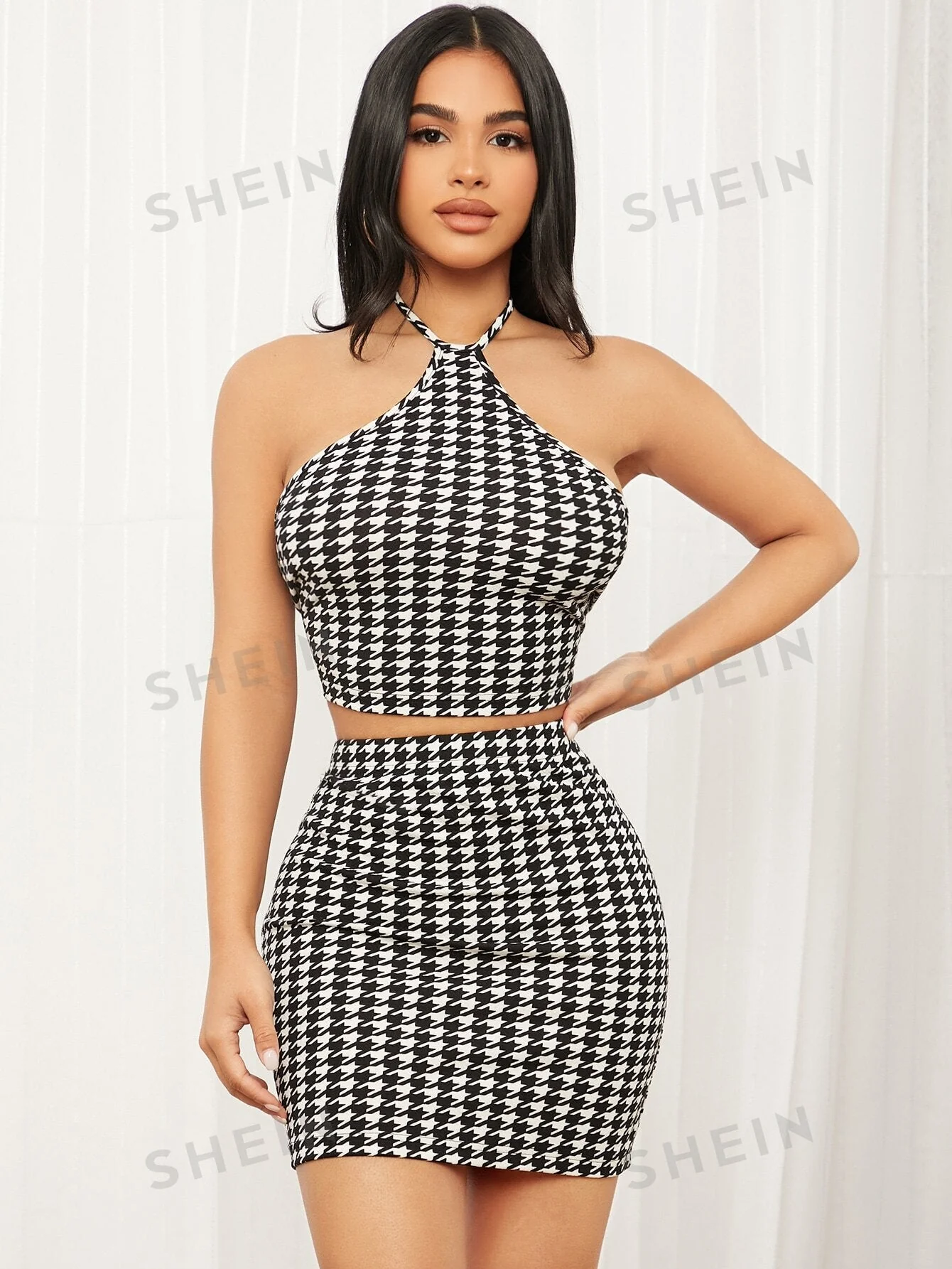 SHEIN SXY Houndstooth Print Backless Halter Top & Bodycon Skirt - Image 7