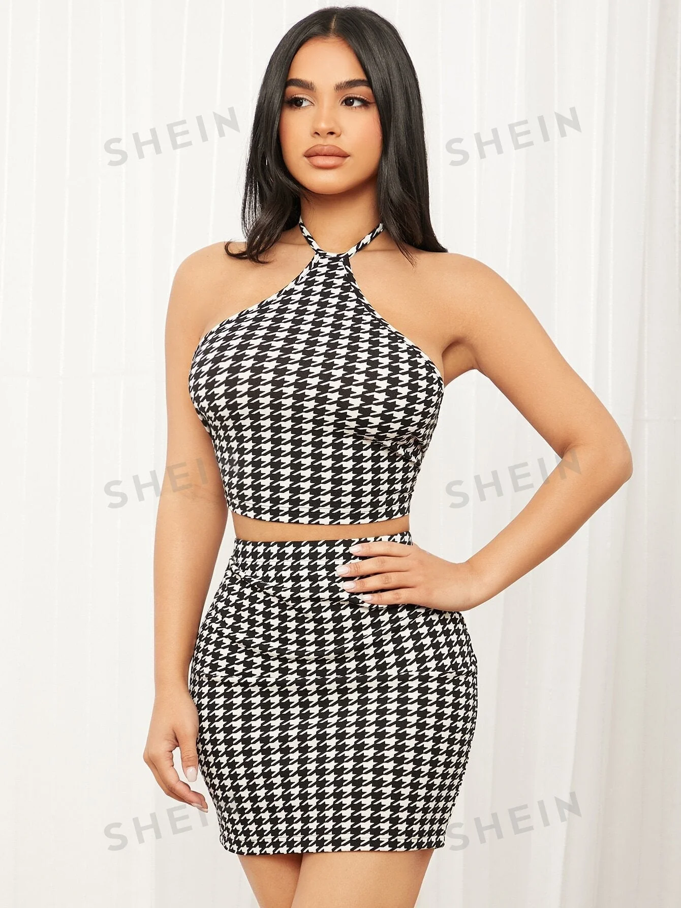 SHEIN SXY Houndstooth Print Backless Halter Top & Bodycon Skirt - Image 8