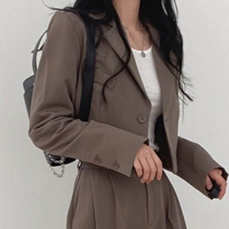 Short Blazer Suit Set for Women Including Pants - Image 11