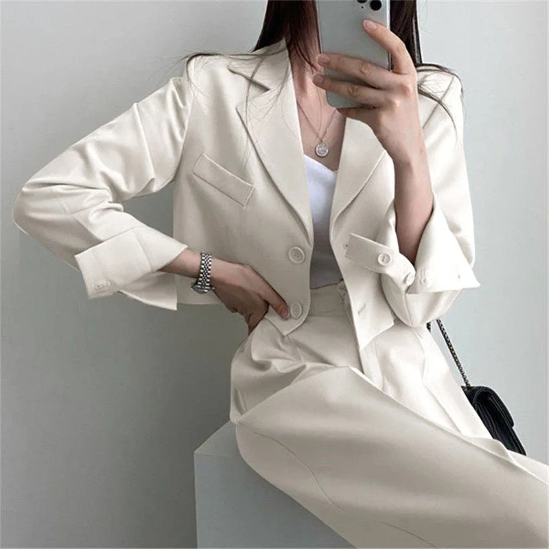 Short Blazer Suit Set for Women Including Pants - Image 4
