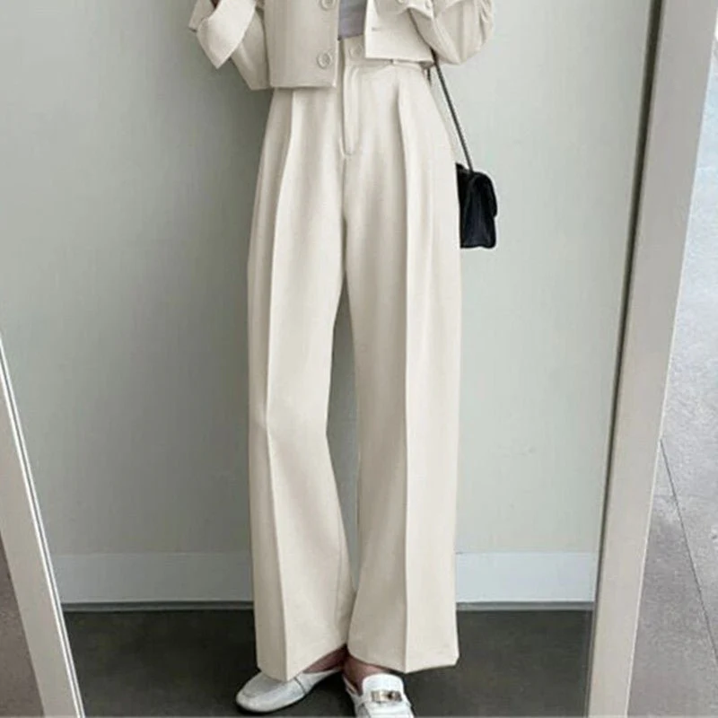 Short Blazer Suit Set for Women Including Pants - Image 9