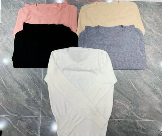 Slim-Fit Semi-Turtleneck Pullover Sweater for Women– Elegant & Comfortable Commuter Style - Image 6