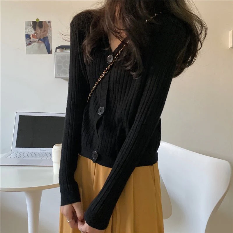 Slim-Fit V-Neck Cardigan for Women – Core-Spun Yarn MY881 – Temperament Commuter Style - Image 10