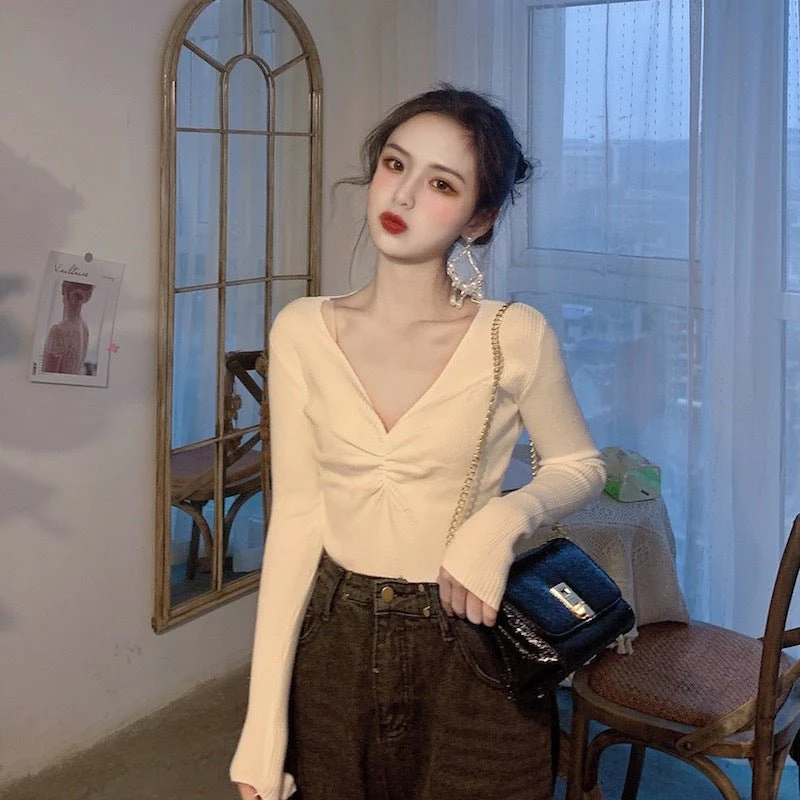 Slim Fit V-Neck Pullover Sweater for Women – Elegant Commuter Style - Image 13