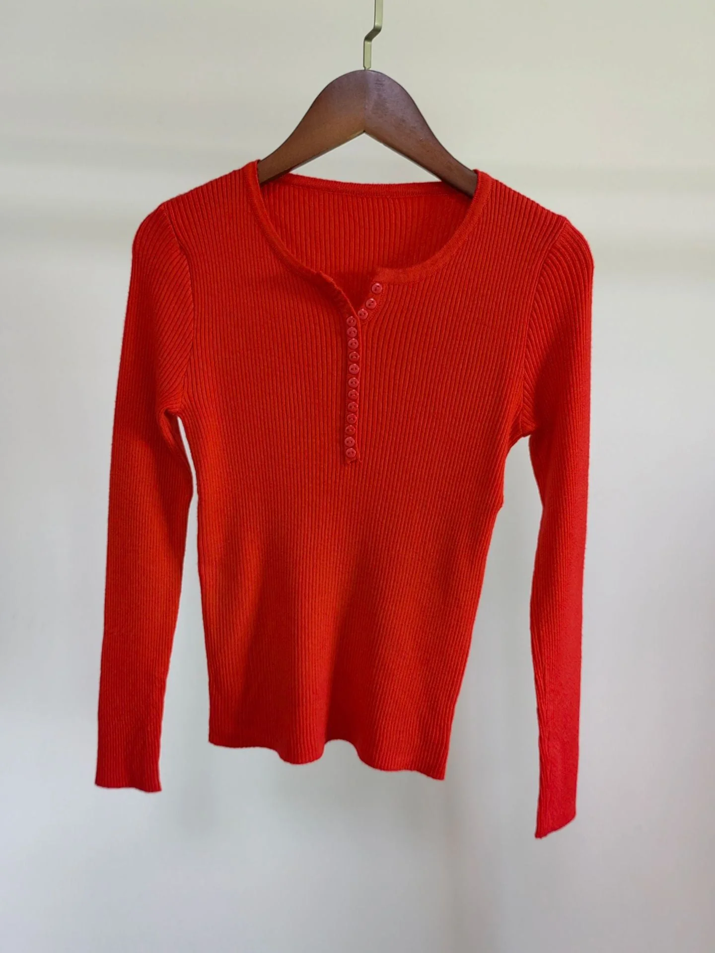Slim-Fit V-Neck Sweater for Women – Core-Spun Yarn Pullover – Elegant Temperament Commuter Top - Image 18