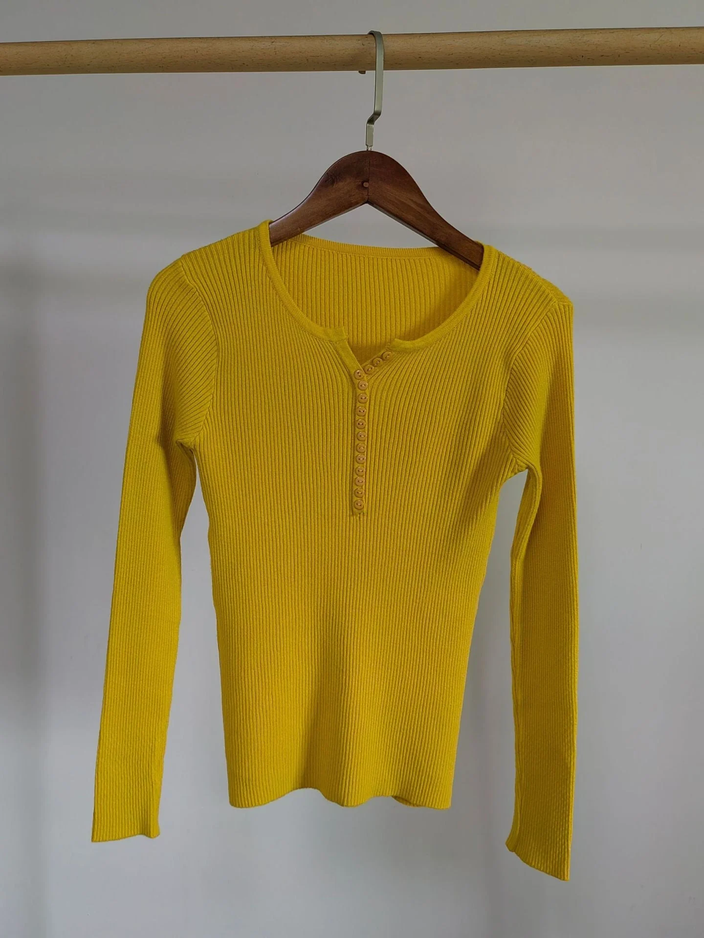 Slim-Fit V-Neck Sweater for Women – Core-Spun Yarn Pullover – Elegant Temperament Commuter Top FD - Image 10