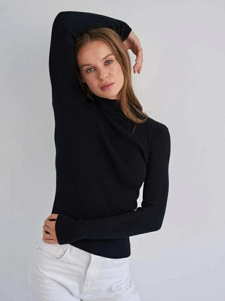 Solid color half turtleneck slim fit knitted winter top - Image 12