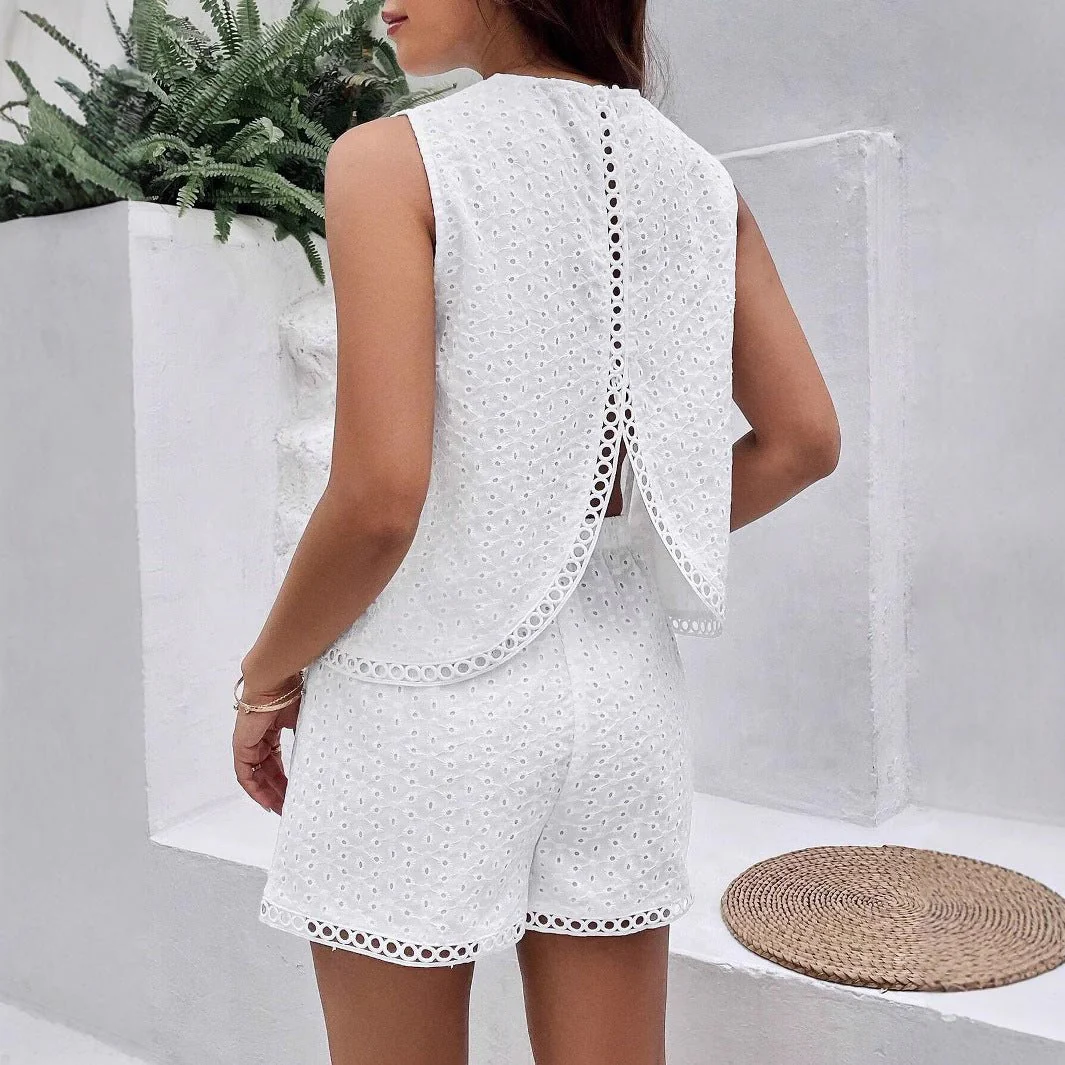 Solid Color Halter White Burning Flower Embroidered Vest Shorts Women's Summer Set Two-piece Set - Image 3