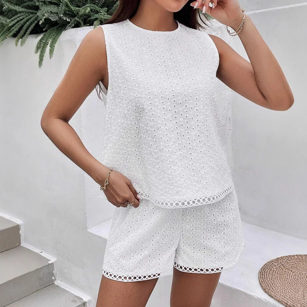 Solid Color Halter White Burning Flower Embroidered Vest Shorts Women's Summer Set Two-piece Set - Image 4