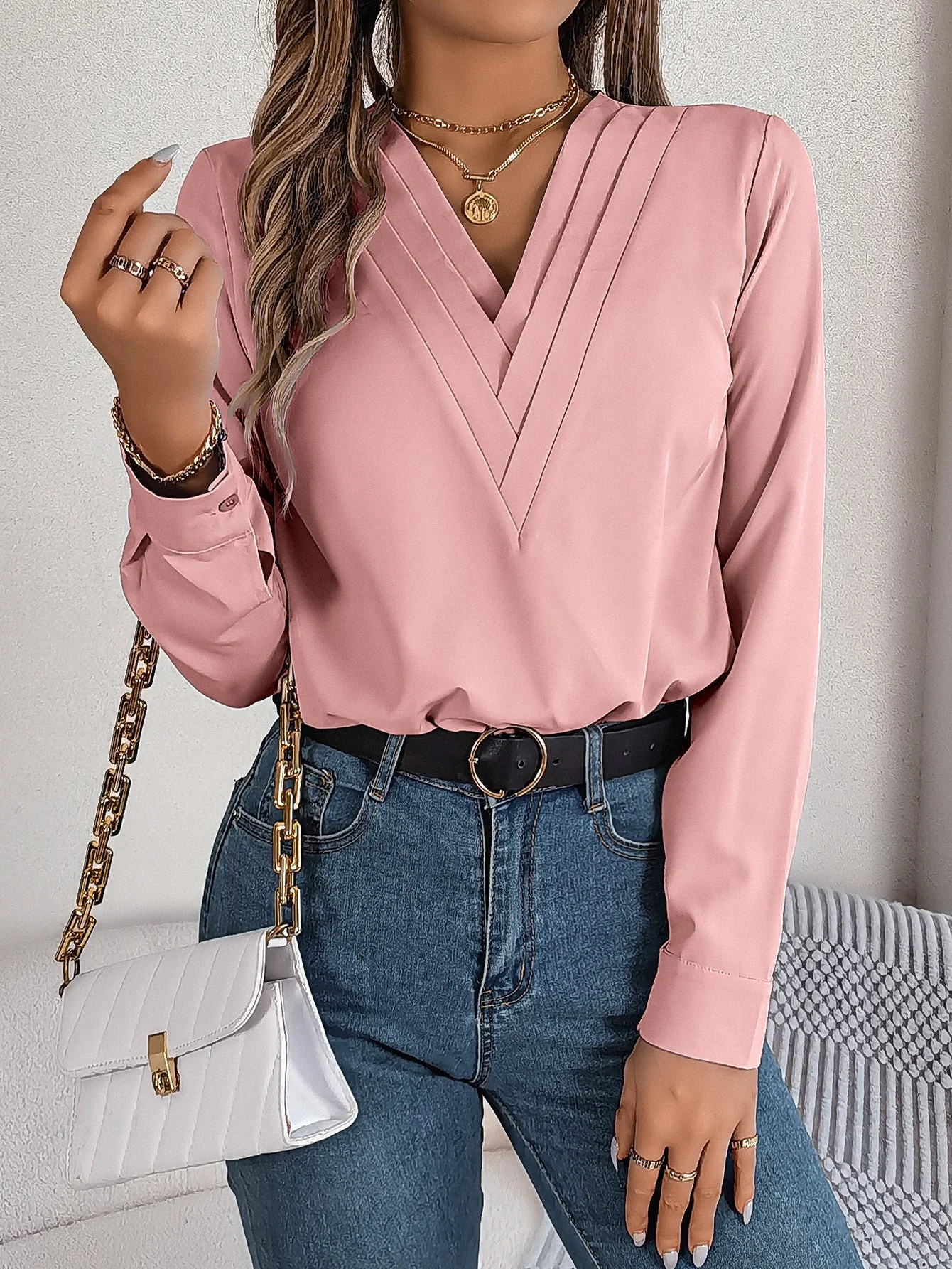 Solid color layered V-neck long-sleeved shirt - Image 48