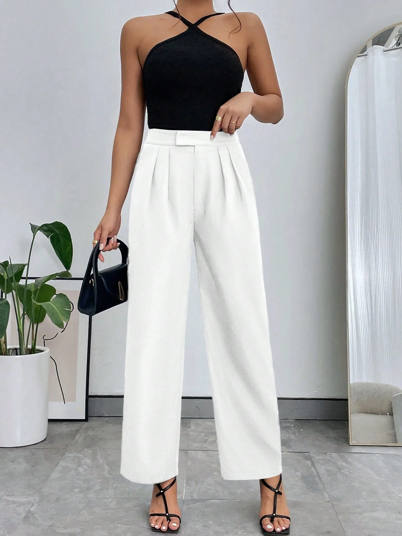 Solid Color Slant Pocket Trousers - Image 5