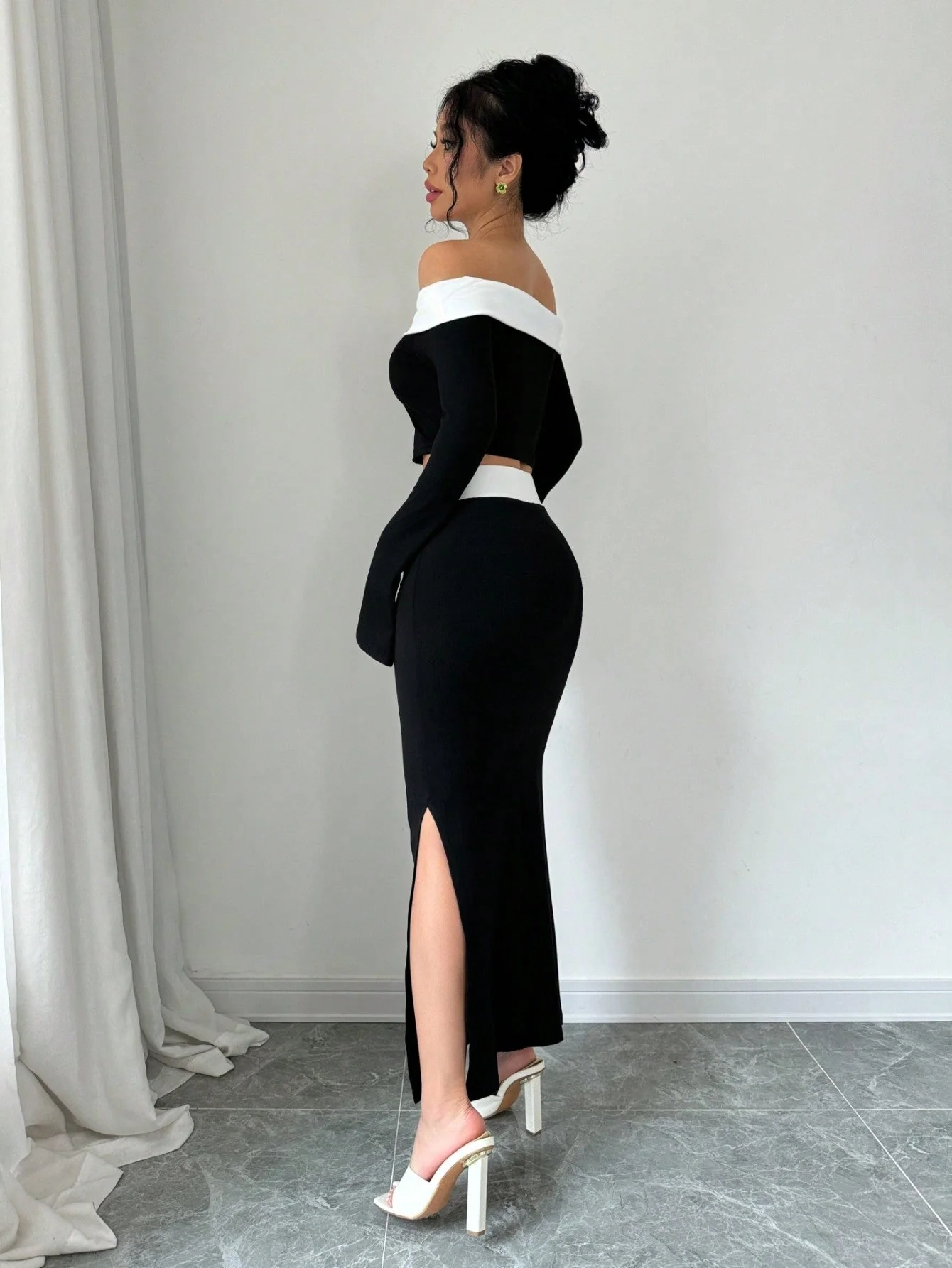 Spring/Summer Elegant Color Block Off Shoulder Cropped T-Shirt + Side Slit Fish Tail Skirt Outfit Set - Image 4