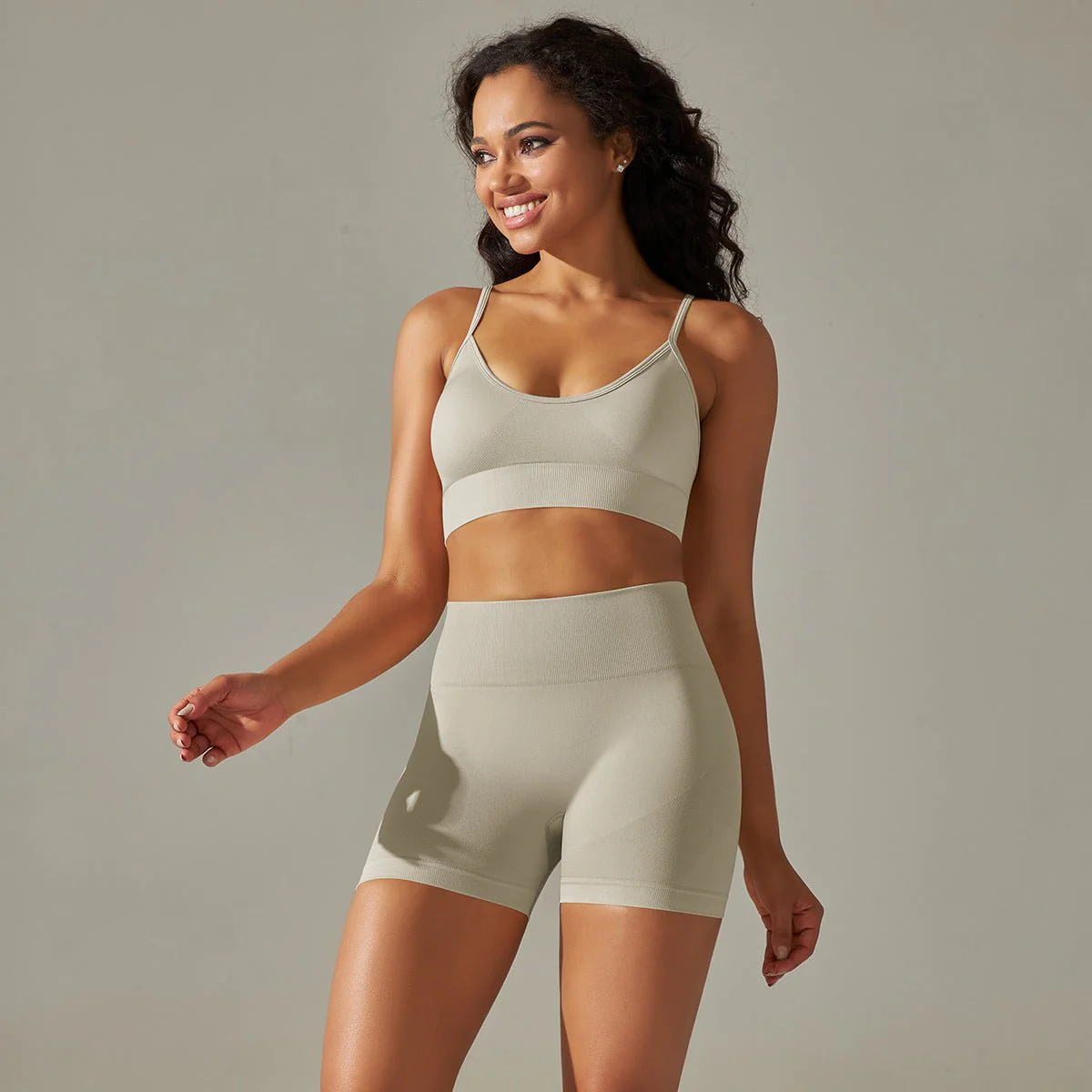 Strap Bra & Trouser Set | Apex Seamless 2-Piece Set - Image 8