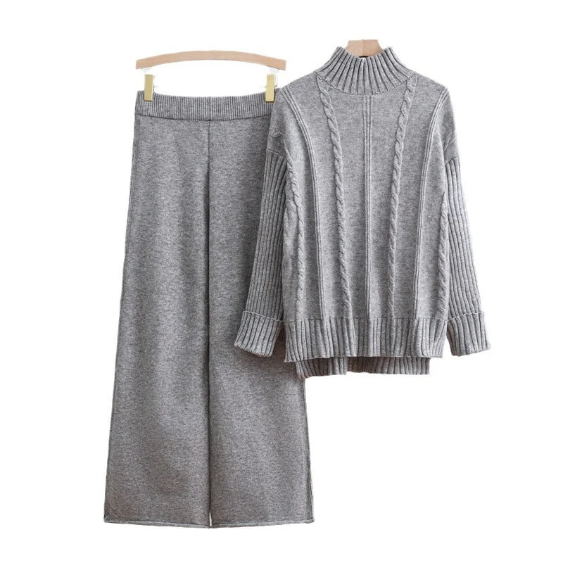 The Casual Cozy | Women's Long-Sleeve Top & Pants Set - Image 5