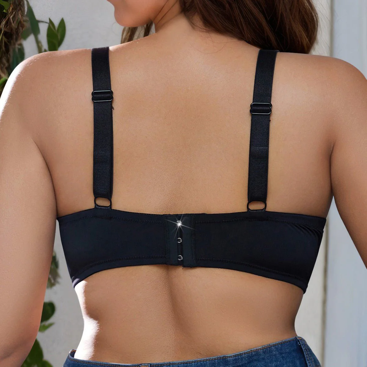The Confident Curve | Plus Size Lace Underwire Gather Bra - Image 2