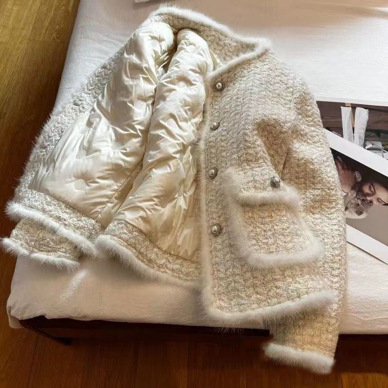 The Cozy Essential | Women's Padded Crew Neck Winter Jacket