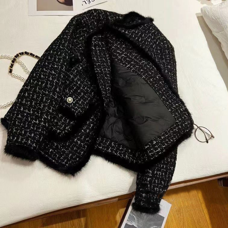 The Cozy Essential | Women's Padded Crew Neck Winter Jacket - Image 4