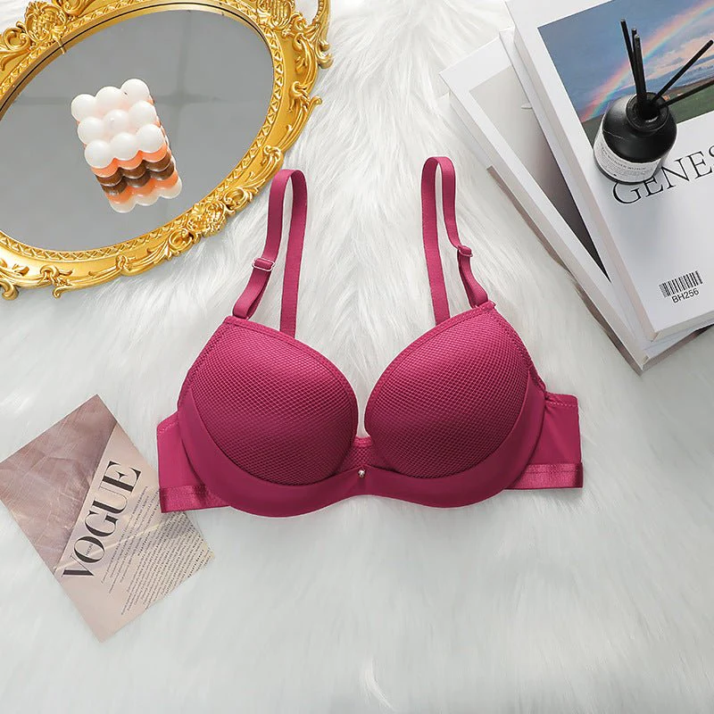 The Crimson Lift | Women's Smooth Underwire Push-Up Bra - Image 3