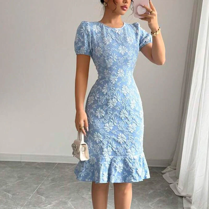 The Daisy Fishtail | Women's Embossed Daisy Jacquard Midi Dress FD - Image 4