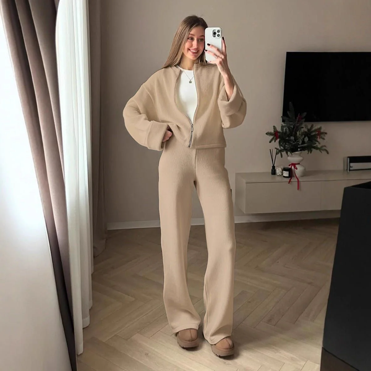 The Effortless Cozy | Solid Color Long-Sleeve Knit Top & Wide-Leg Pants Set - Image 3