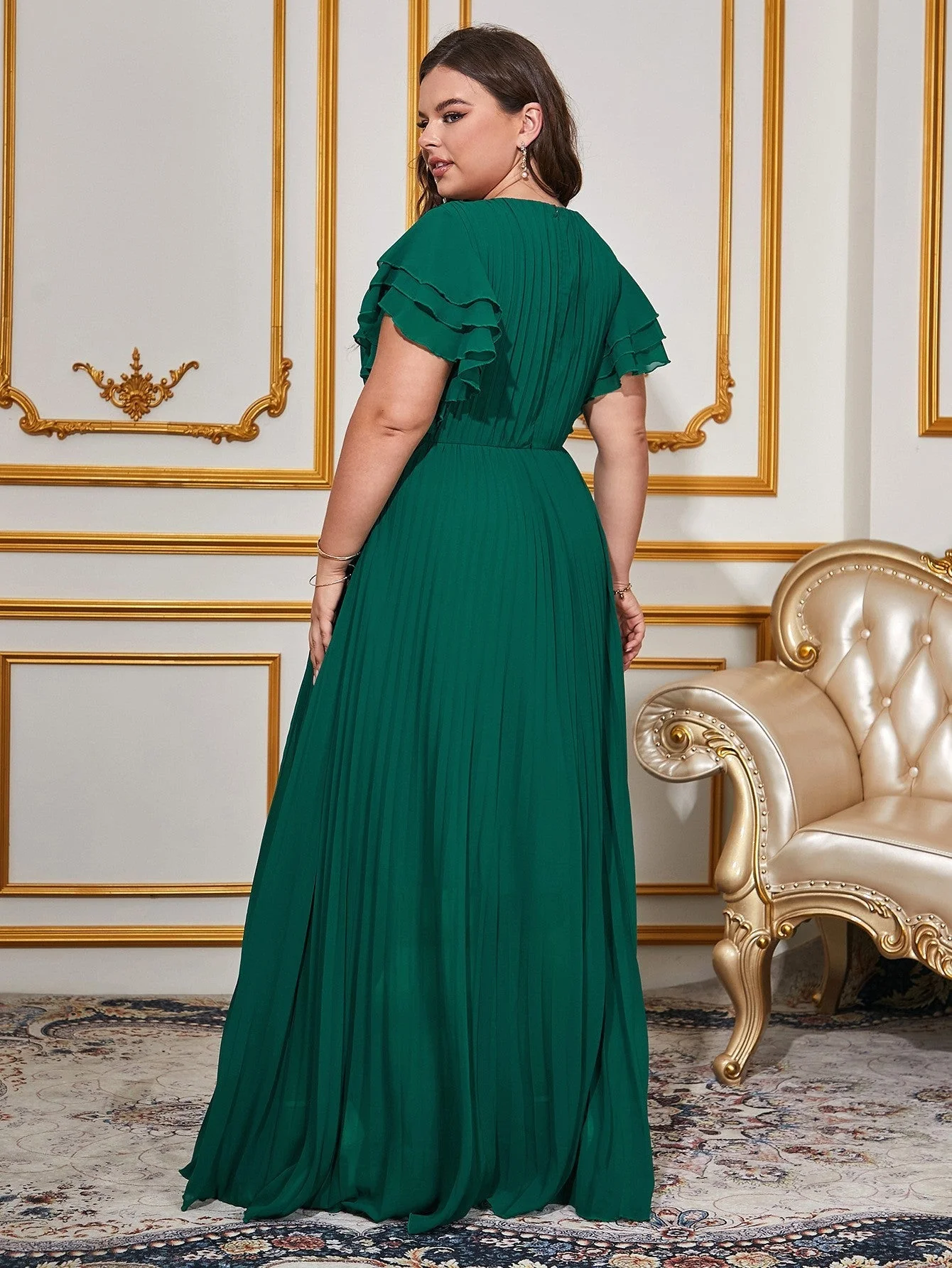 The Emerald Elegance | Women's Plus-Size Chiffon Pleated Long Dress - Image 7