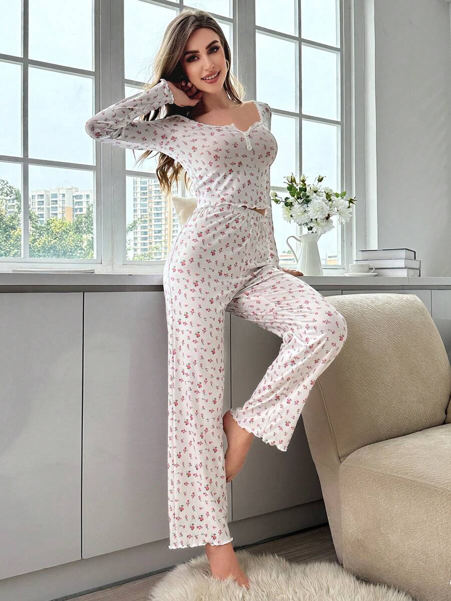 The Floral Cozy | V-Neck Long-Sleeve Floral Pajama Set - Image 15