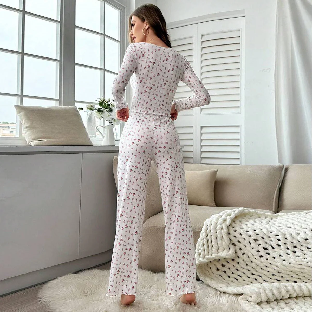The Floral Cozy | V-Neck Long-Sleeve Floral Pajama Set - Image 7
