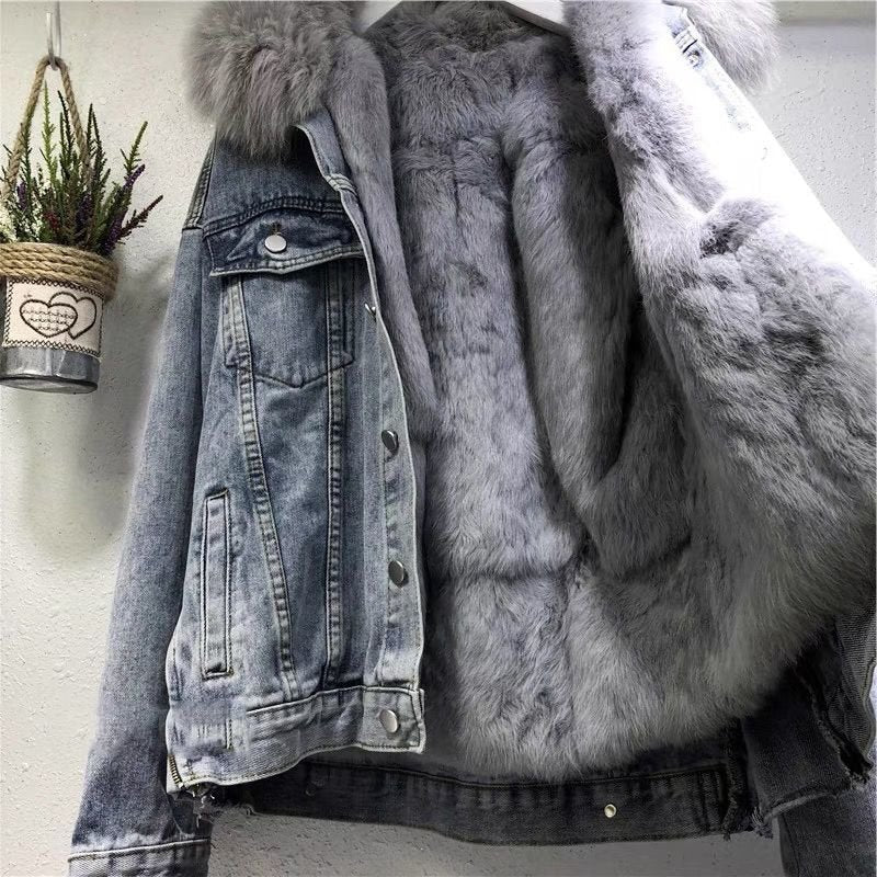The Fur Accent Denim | Women's Big Fur Collar Loose Short Denim Jacket - Image 2