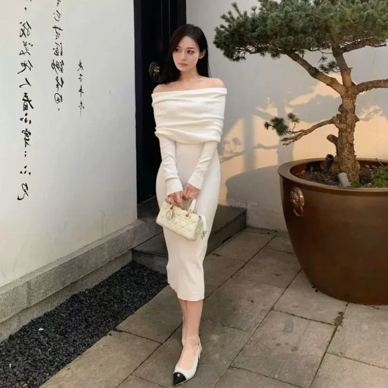 The Graceful Drape | Solid Color One-Shoulder Slim-Fit Extended Knit Pullover Dress