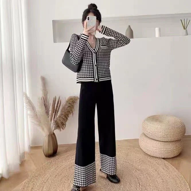 The Grid Muse | Women's Thousand Birds Grid Knitted Two-Piece Pants Set - Image 2