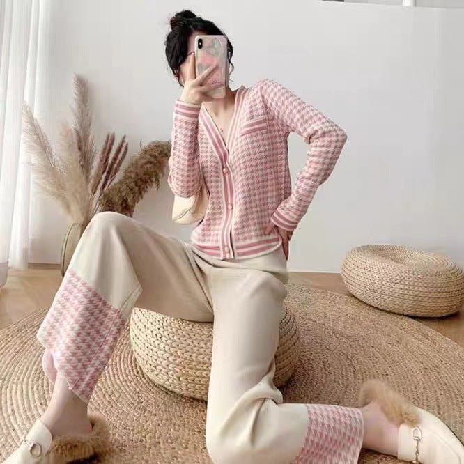 The Grid Muse | Women's Thousand Birds Grid Knitted Two-Piece Pants Set - Image 3
