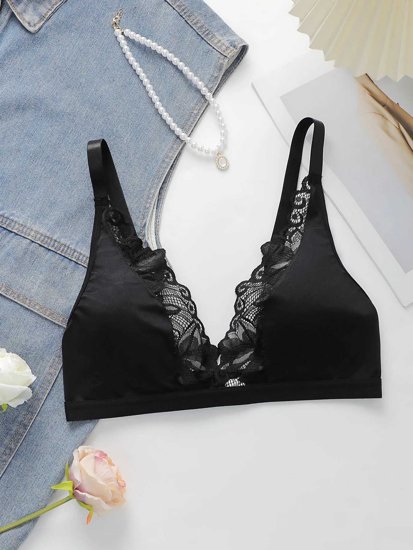 The Lace Comfort | Wireless Lace Push-Up Bra (FD) - Image 6