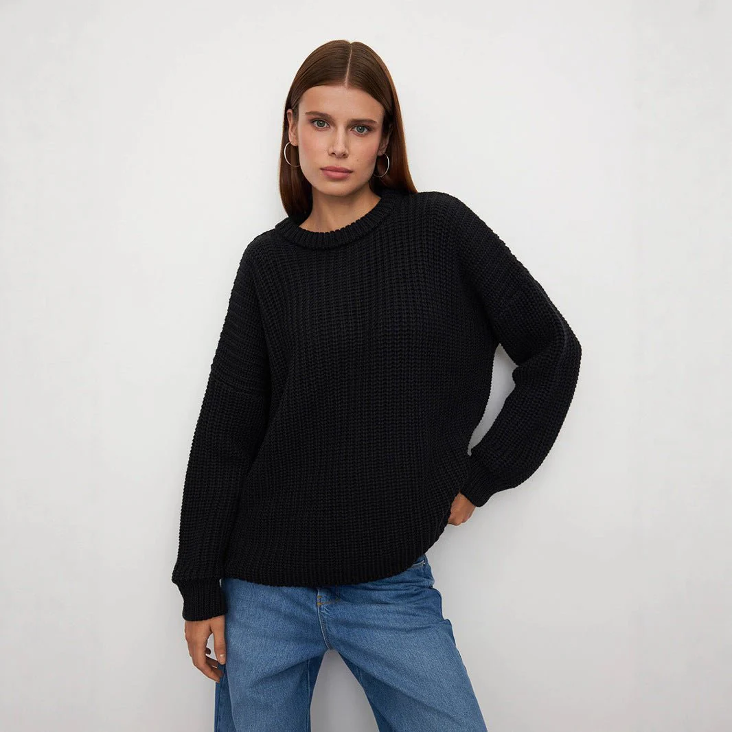 The Lantern Glow | Solid Color Lantern Sleeve Round-Neck Knit Sweater - Image 4