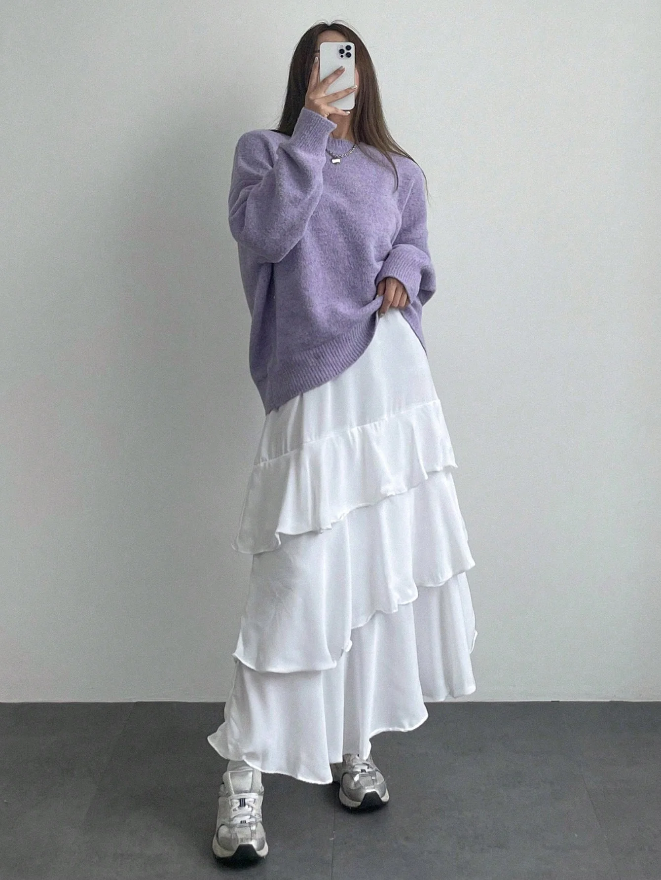 The Minimalist Cozy | Women's Loose Fit Crew Neck Pullover Sweater - Image 10
