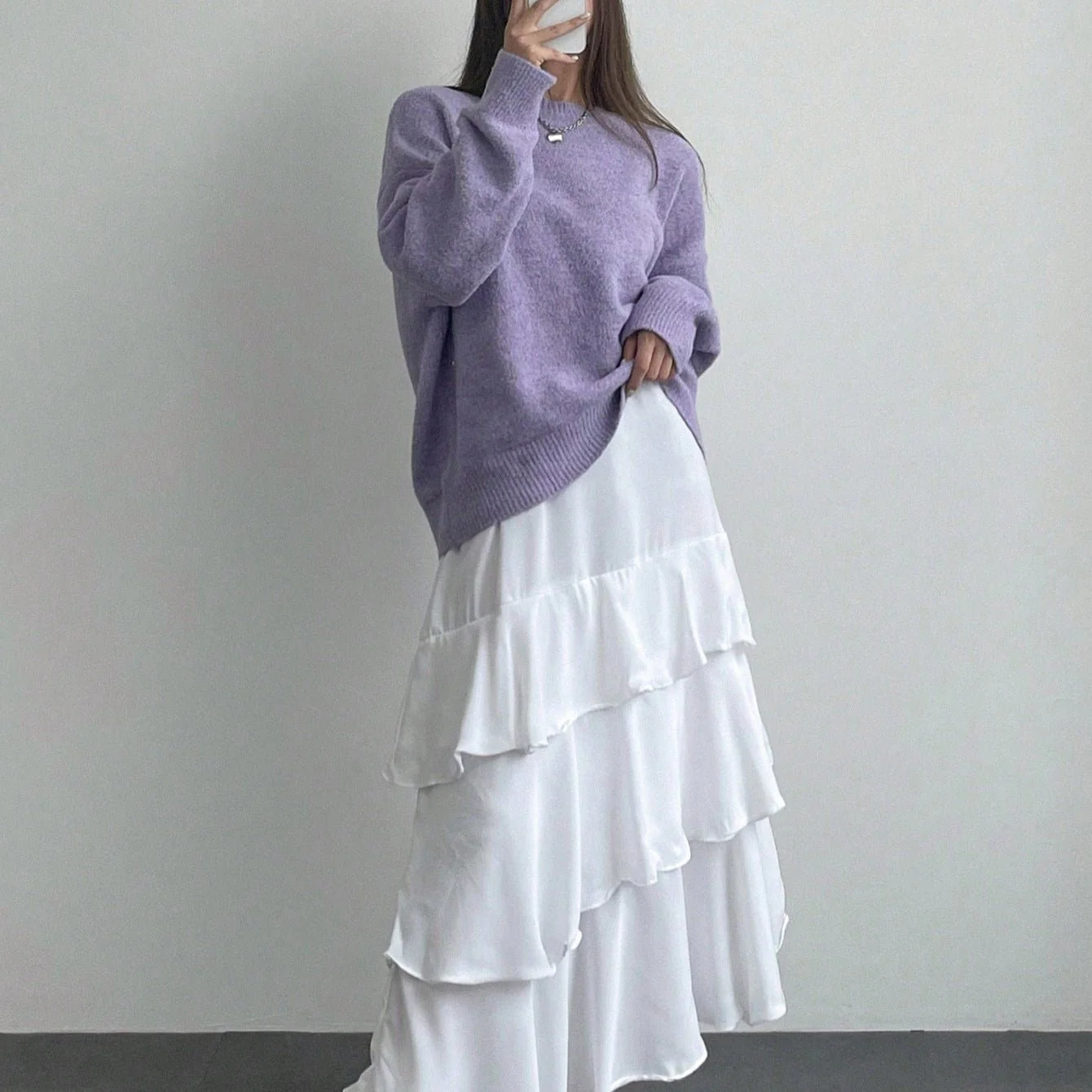 The Minimalist Cozy | Women's Loose Fit Crew Neck Pullover Sweater - Image 4