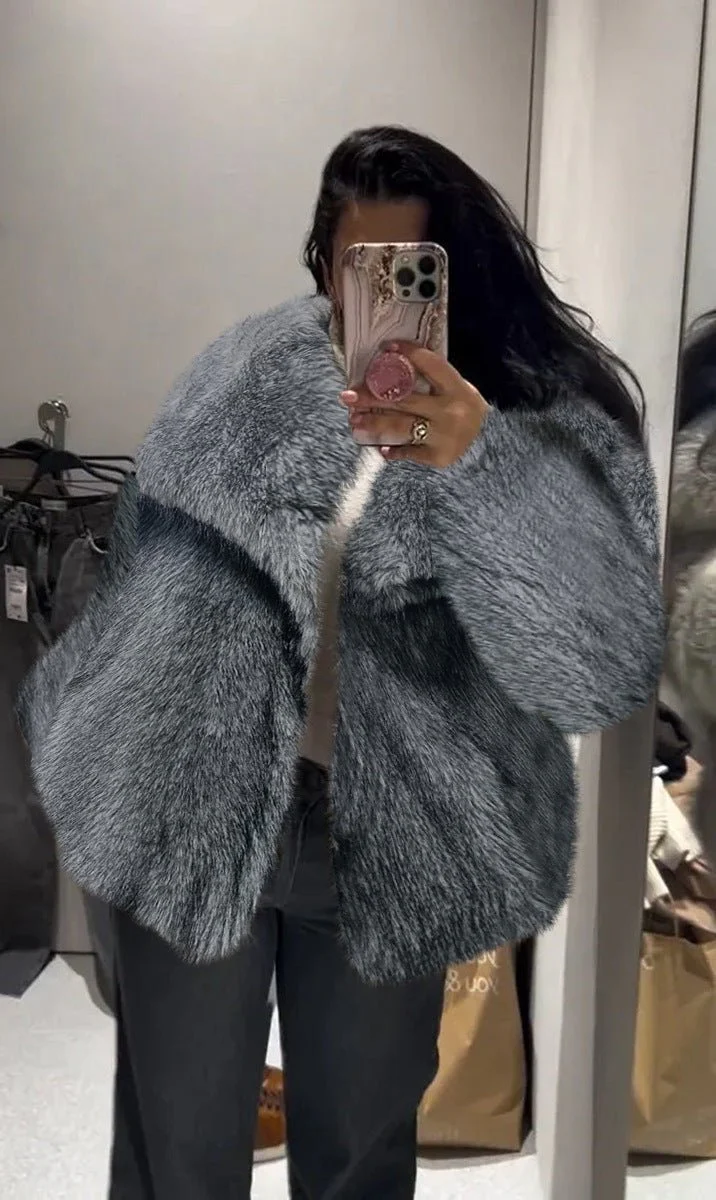 The Plush Elegance | Women's Short Faux Fur Lapel Coat FD - Image 14