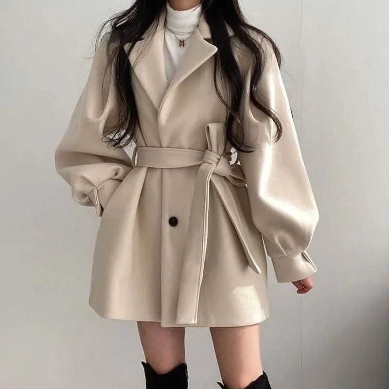 The Refined Bow | Women's Slim-Fit Lapel Wool Jacket - Image 2