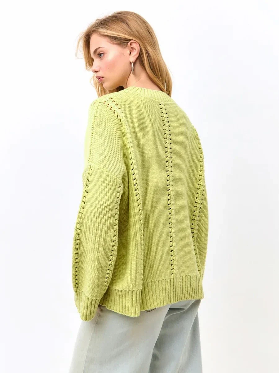 The Refined Hollow | Women's Cashmere Blend Crew Neck Knit Jumper - Image 9