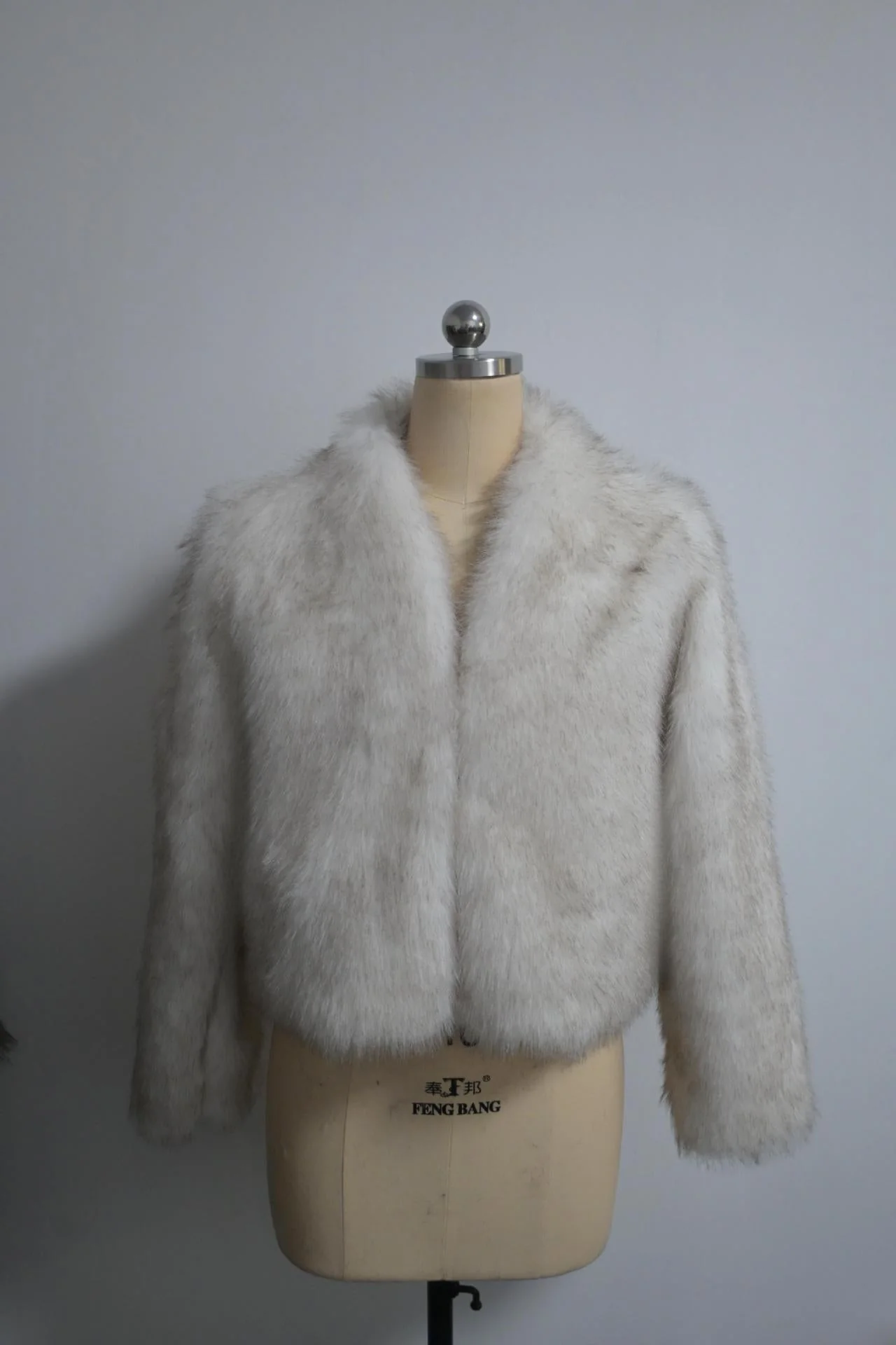 The Royal Plush | Women's Short Faux Fur V-Neck Jacket FD - Image 7