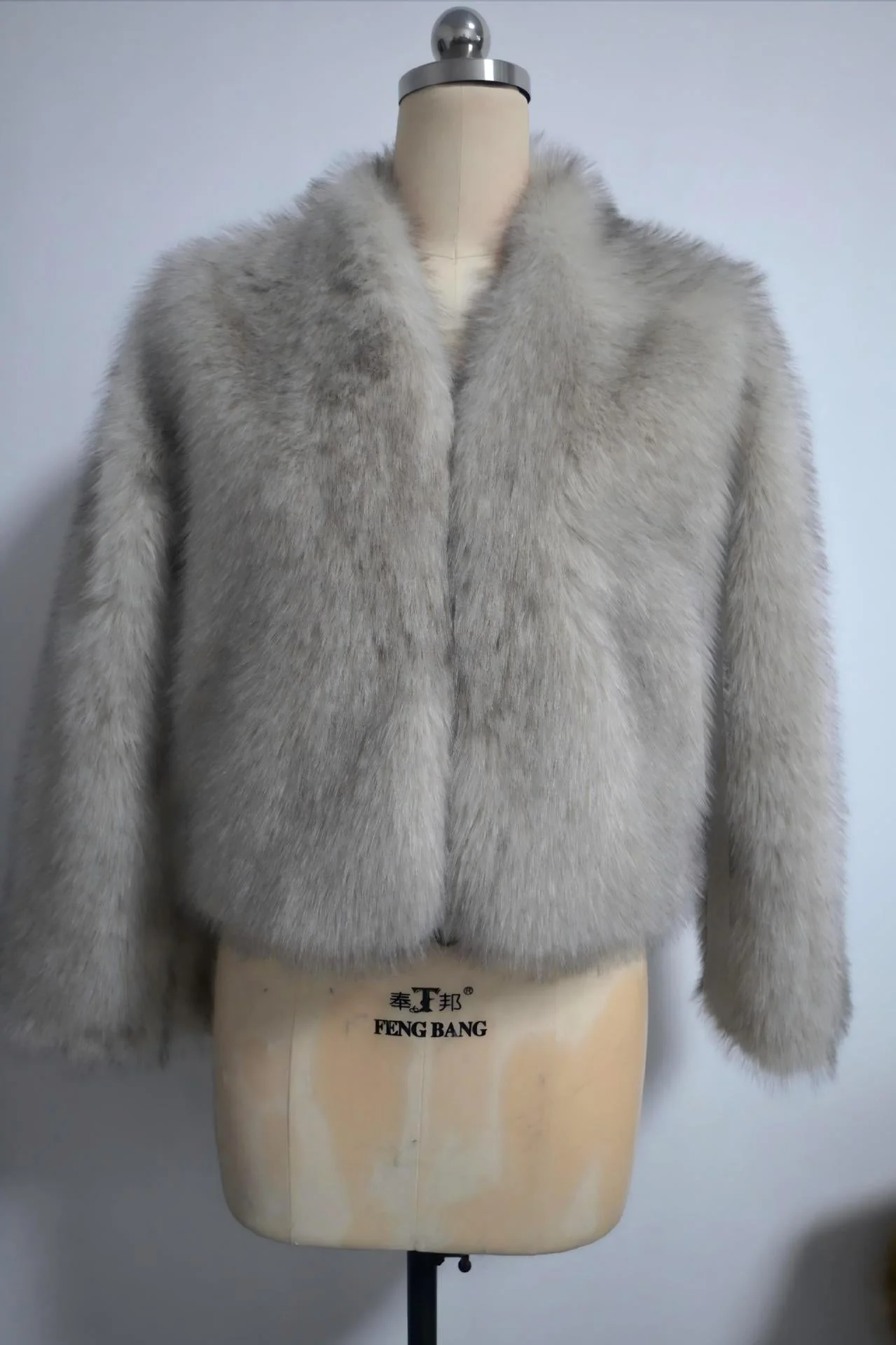 The Royal Plush | Women's Short Faux Fur V-Neck Jacket FD - Image 8