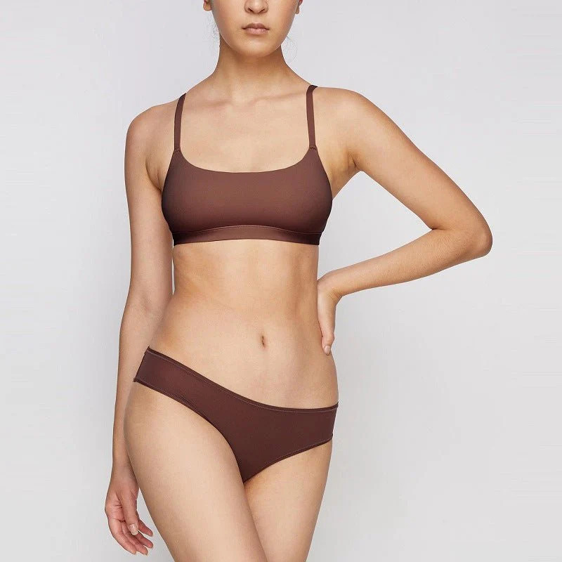 The Smooth Serenity | Seamless Nylon Full-Cup Vest Bra