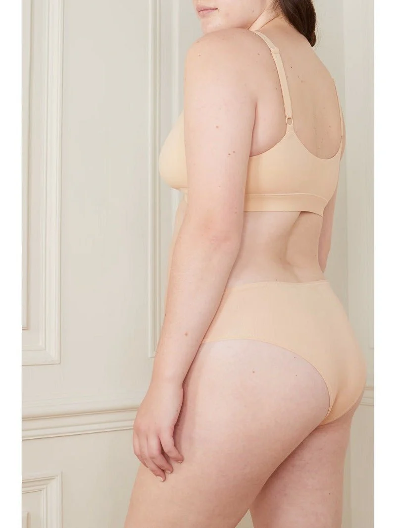 The Smooth Serenity | Seamless Nylon Full-Cup Vest Bra - Image 26