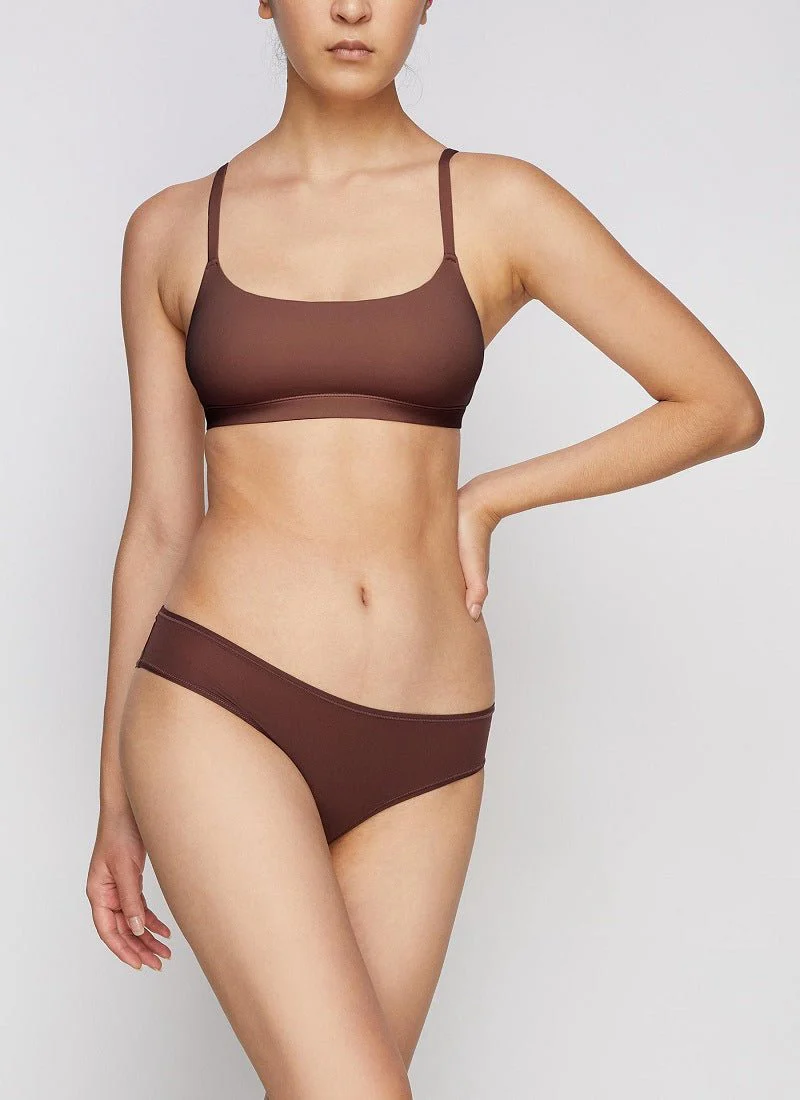 The Smooth Serenity | Seamless Nylon Full-Cup Vest Bra - Image 33