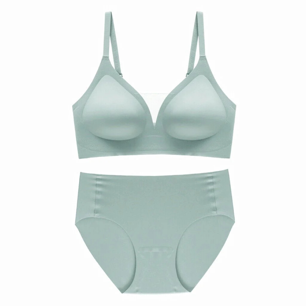 The Subtle Harmony | Seamless Mesh V-Neck Bra Set - Image 34
