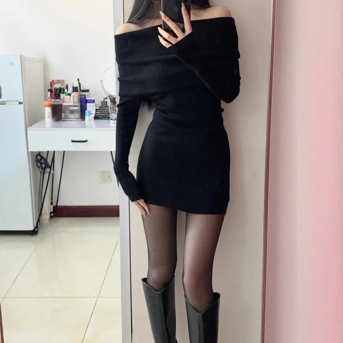 The Sultry Edge | Solid Color One-Shoulder Slim-Fit Knit Pullover Sweater  FD - Image 3