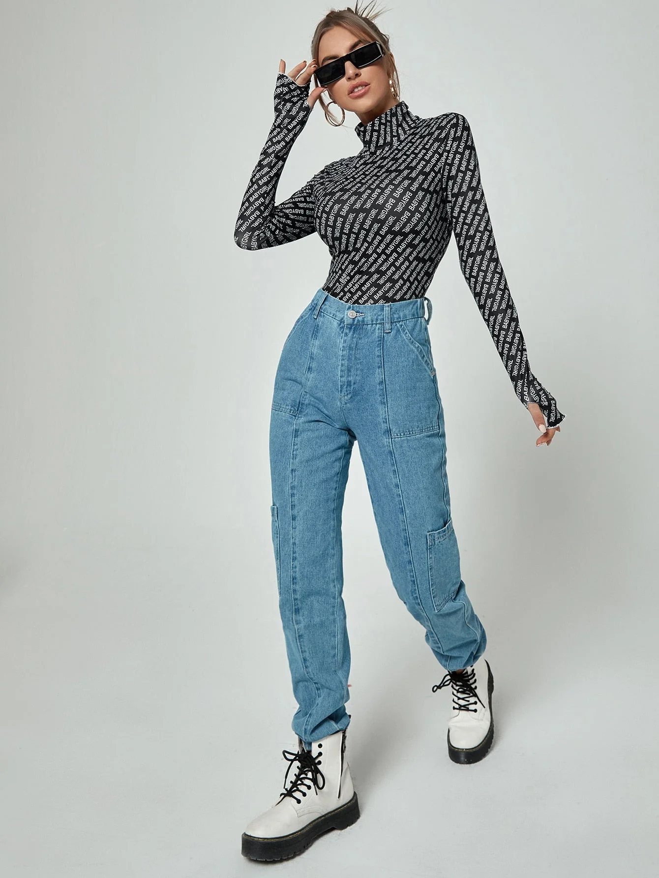 Thumb Holes Allover Letter Graphic Tee - Image 5