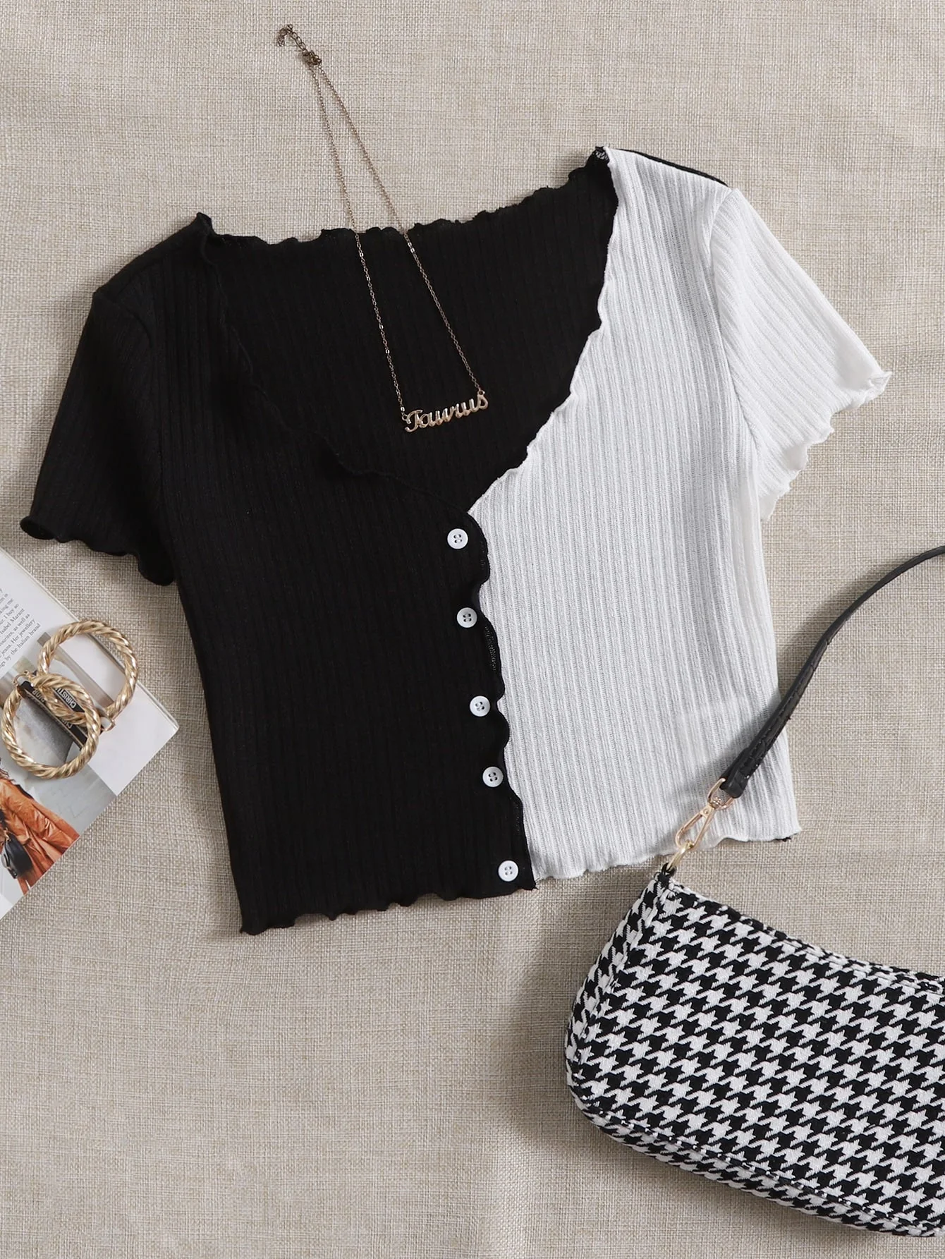 Two Tone Lettuce Trim Tee